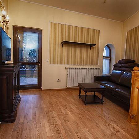 Vila Imperial Panzió Sinaia Kültér fotó
