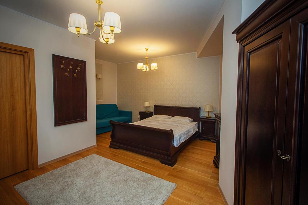 Vila Imperial Panzió Sinaia Kültér fotó